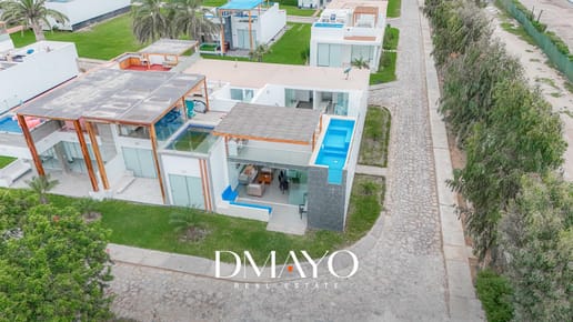 Tu Refugio de Ensueño en Chocalla, Casa Espaciosa de 2 Pisos en Condominio Farallones