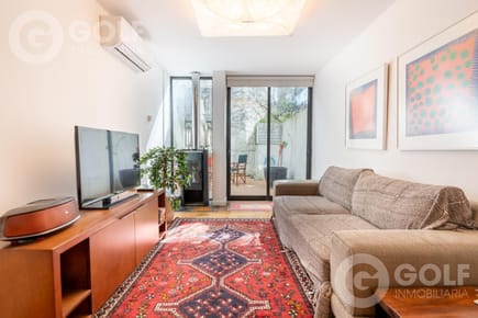 Venta de Apartamento de 1 dormitorio amoblado, patio, parrillero y garage en Punta Carretas