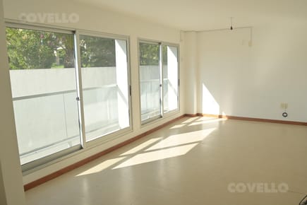 Excelente apartamento sobre la Rambla de Colonia del Sacramento