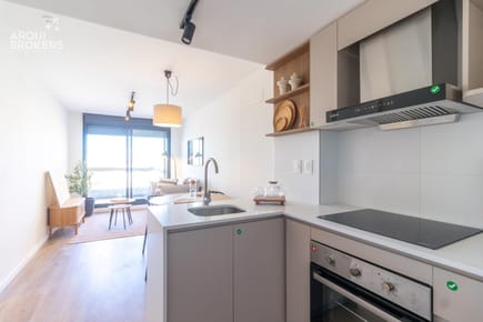 Apartamento de tres dormitorios en venta en  Pocitos - 807