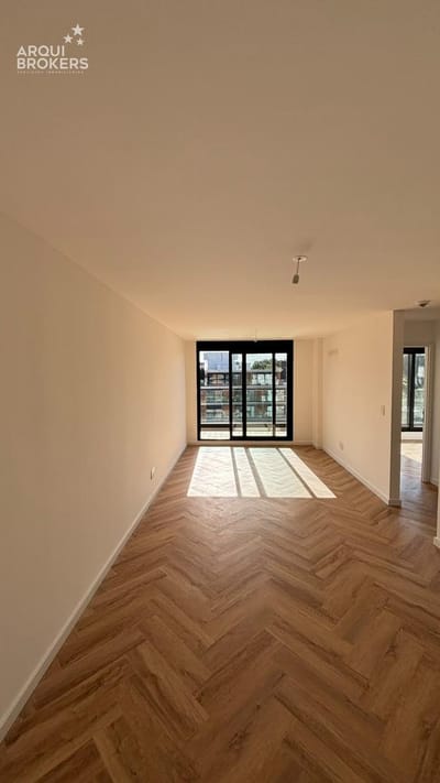 Apartamento de dos dormitorios en alquiler en Barra de Carrasco - 402
