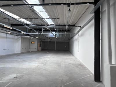 Depósito / Local Comercial en  RIVERA y SOCA
