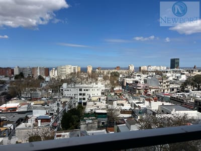 Apartamento alquiler PALERMO 2 dorm, 1 baño con parrillero y vista al mar y posibilidad de 2 garages