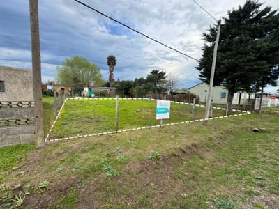 Venta de Terreno de 438 m2 en Carmelo, Uruguay