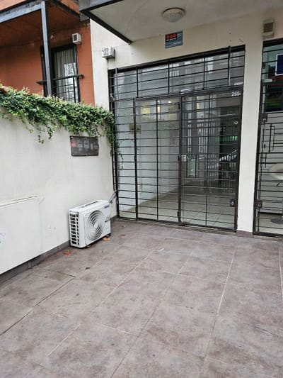 Alquiler de local comercial en Pocitos: Scosería y Ellauri