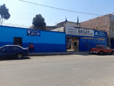 VENTA TERRENO COMERCIAL 280M2 PARAMETROS 5 PISOS - CALLAO