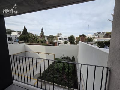 Apartamento de un dormitorio en venta con renta en Malvín - 104