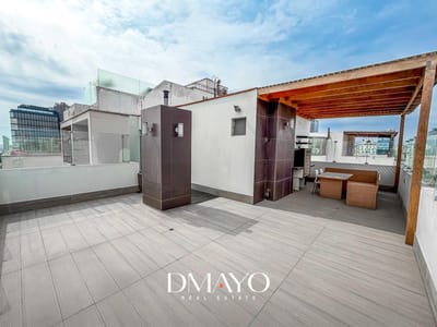 Duplex de 206m2 con VISTA AL MAR Y GRAN TERRAZA, 3 dormitorios y 1 estacionamiento lineal doble