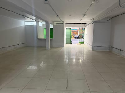 Alquiler Local Comercial/ Pueblo Libre/ 112 m²/ 1er. Piso/ Ubicación y Versatilidad