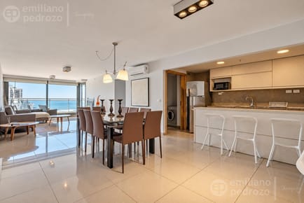 Venta apartamento tres dormitorios playa brava Punta del Este