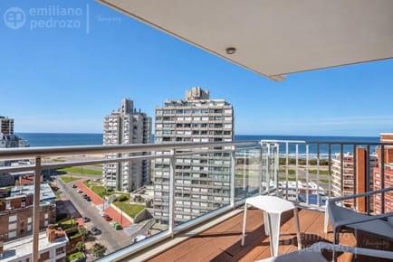 Venta apartamento dos dormitorios  playa brava