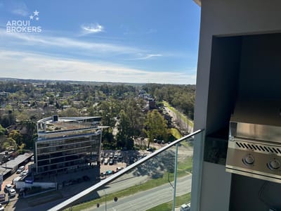 Apartamento de dos dormitorios en venta en Parque Roosevelt - 1403