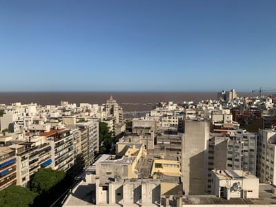 Av Brasil y Berro, piso alto, torre moderna con amenities, 85 m2, 3 dormitorios, gge x 2 !!