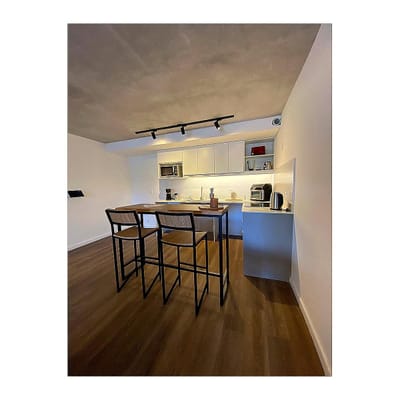 Venta con Renta de Apartamento 1 dormitorio con patio en Pocitos