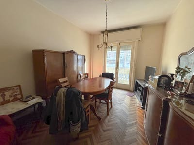 Venta apartamento 3 dormitorios con balcón en Pocitos