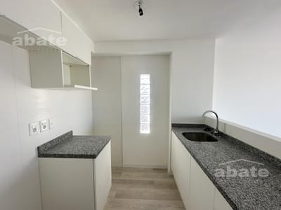 Alquiler apartamento 1 dormitorio con patio , opción de garaje en Cordón