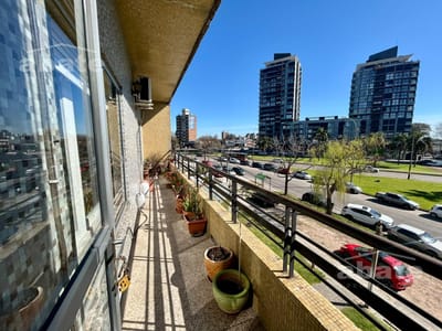Alquiler apartamento 3 dormitorios , 2 baños , Malvín