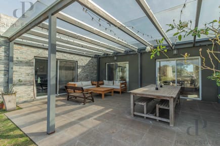 CASA DE UNA PLANTA CON FONDO AL GOLF Y PISCINA CLIMATIZADA EN ALTOS DE LA TAHONA