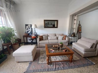 Casa en venta para reciclar en preciosa avenida del Prado