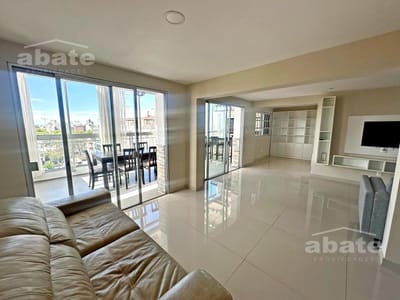 Alquiler Penthouse 2 dormitorios en Punta Carretas. Piso 10