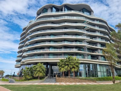 Forum, frente al Puerto del Buceo, 1 dormitorio, piso alto, garaje, box , piscina, gimnasio, barbacoa !!