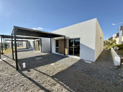 Casa de 2 dormitorios a ESTRENAR en venta en Colonia