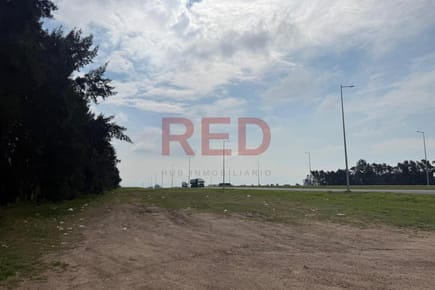 Venta de Campo sobre Ruta 1 km 16