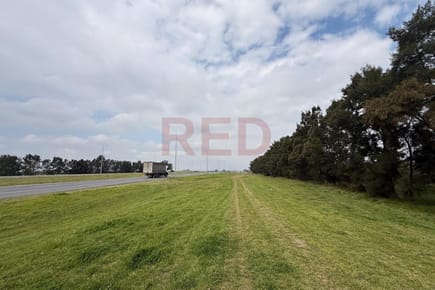 Venta de Campo sobre Ruta 1 km 16500 5 hectáreas 