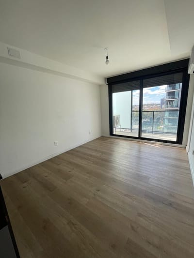 Apartamento en alquiler 1 dormitorio con balcón, garaje, gimnasio, sum, solárium, Malvin