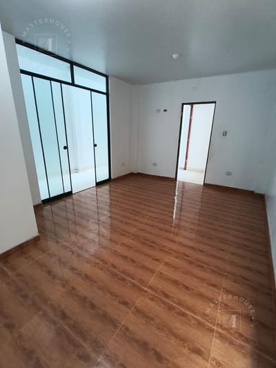 Edificio Comercial en Chincha Alta