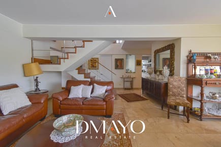 venta departamento Duplex en Surco, amplia terraza 3 suites, edificio pequeño impecable