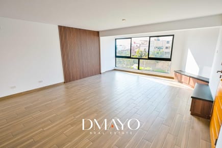 VENTA AMPLIO DUPLEX 3 DORMITORIOS 2 COCHERAS PARALELAS 1 DEPOSITO-FRENTE A PARQUE