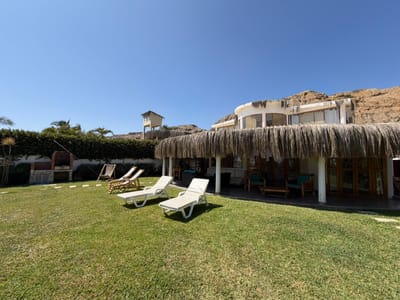 Casa en venta en Las Pocitas, CON PISCINA PRIVADA , VISTA AL MAR y salida directa a la playa