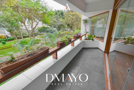 SE VENDE DEPARTAMENTO CON VISTA A PARQUE 3 DORM AMPLIOS 3 BAÑOS CUARTO Y BAÑO DE SERVICIO 2 COCHERAS