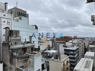VENTA APARTAMENTO 2 DORMITORIOS CENTRO PISO ALTO 