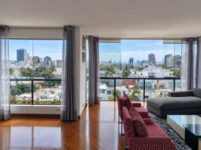 Departamento venta 3 dorms. San Isidro zona Golf