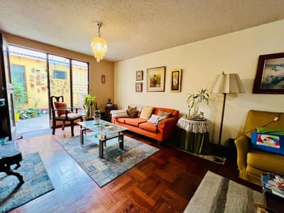 Venta departamento 238m2 en 1er piso con amplia terraza, Alt Av. Benavides con Av. Higuereta Surco