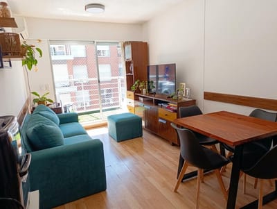 Venta Apartamento dos dormitorios en Tres Cruces