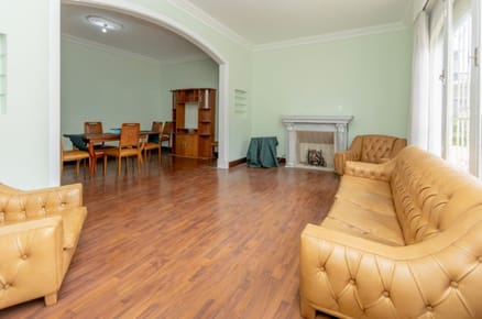 Venta casa en Parque Batlle. 2 dormitorios, garaje y fondo
