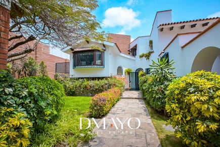 Casa en Venta/Alquiler  en Camacho – Excelente Ubicación en Calle El Naranjal