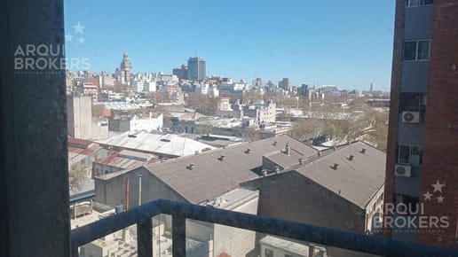 Apartamento de 2 dormitorios en venta en Centro