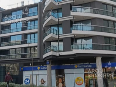 Apartamento de 3 dormitorios en venta en Buceo 2604