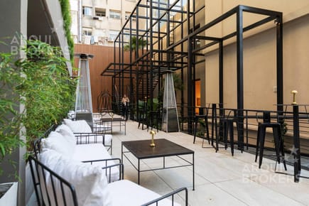 Apartamento  de un dormitorio en venta en Pocitos - 1204