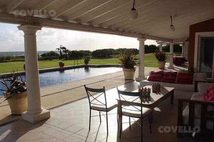 Casa a metros del mar con excelente vista - Punta Ballena (Alquiler Invernal, Alq Enero y Venta)