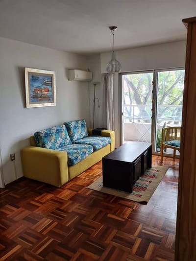 Alquiler apartamento dos dormitorios amueblado en Pocitos