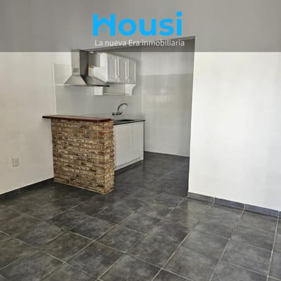 Alquiler Casa 2 dormitorios con patio y cochera sin gastos comunes en La Cruz de Carrasco
