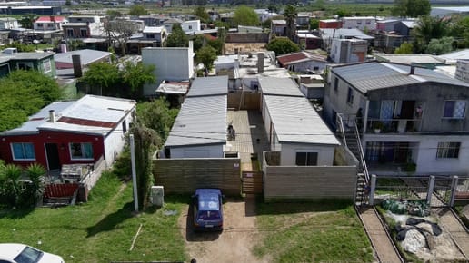 Venta 4 apartamento con renta en Maldonado