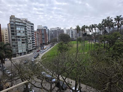 Leyenda Patria, vista parque, 201 m2 , 3 dormitorios, servicio, excelente estado !!