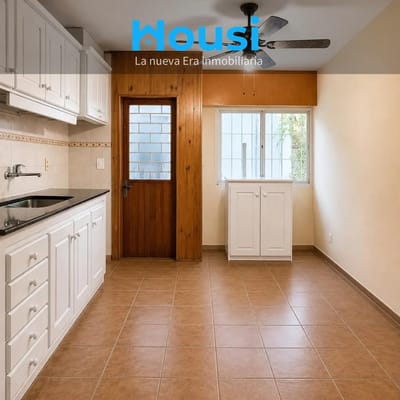 Venta Apartamento 4 dormitorios con patio y parrillero en Punta Gorda