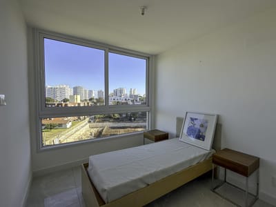 Venta Apartamento View 2 esquinero de tres dormitorios. Aidy Grill
